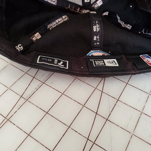 New York Knicks Basketball Ball Cap in black and blue.size 7 3/8. - Picture 3 of 5